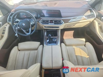 Zdjęcie 8 z 12 samochodu: 2019 BMW X5 XDRIVE40I VIN:5UXCR6C57KLL51808 - miniatura