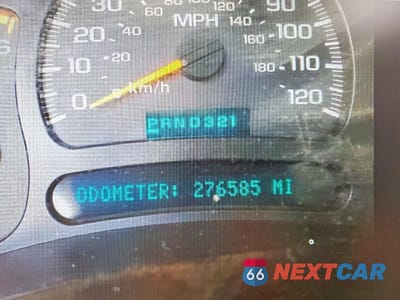 Zdjęcie 9 z 12 samochodu: 2004 GMC SIERRA K2500 HEAVY DUTY VIN:1GTHK23204F231392 - miniatura