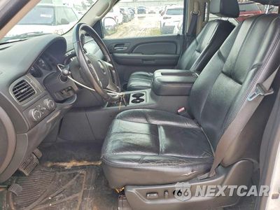Zdjęcie 7 z 13 samochodu: 2007 CHEVROLET TAHOE K1500 VIN:1GNFK13017R393171 - miniatura