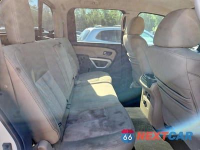 Zdjęcie 10 z 12 samochodu: 2018 NISSAN TITAN SV VIN:1N6AA1E55JN511863 - miniatura