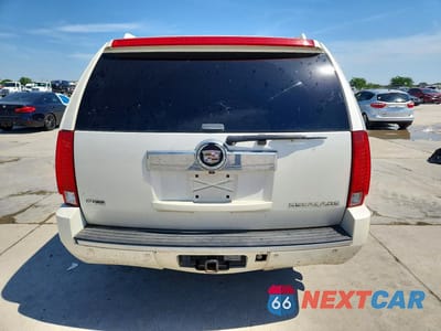 Zdjęcie 6 z 14 samochodu: 2010 CADILLAC ESCALADE ESV PREMIUM VIN:1GYUKJEF2AR173461 - miniatura