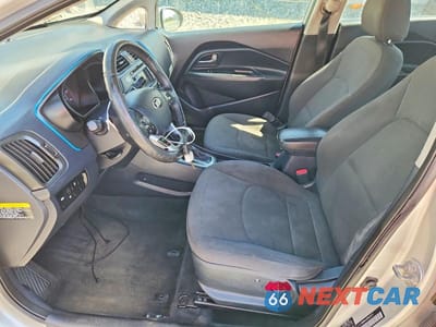 Zdjęcie 7 z 13 samochodu: 2013 KIA RIO EX VIN:KNADN4A39D6233717 - miniatura