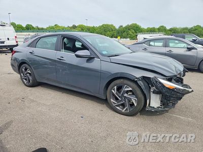 Czwarte zdjęcie samochodu z boku: 2025 HYUNDAI ELANTRA SEL VIN:KMHLS4DG6SU880246 - miniatura