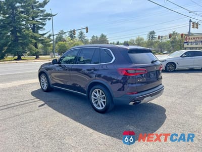 Trzecie zdjęcie samochodu z tyłu: 2019 BMW X5 XDRIVE40I VIN:5UXCR6C50KLL36566 - miniatura