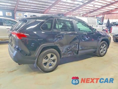 Trzecie zdjęcie samochodu z tyłu: 2025 TOYOTA RAV4 XLE VIN:2T3P1RFVXSW635079 - miniatura