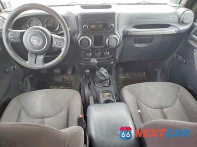 Zdjęcie 8 z 13 samochodu: 2015 JEEP WRANGLER UNLIMITED SPORT VIN:1C4BJWDG7FL703134 - miniatura