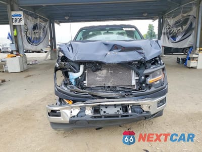 Piąte zdjęcie samochodu w środku: 2025 FORD F150 XL VIN:1FTEX1K88SKE35608 - miniatura