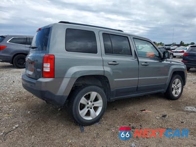 Trzecie zdjęcie samochodu z tyłu: 2012 JEEP PATRIOT LATITUDE VIN:1C4NJRFB7CD570171 - miniatura