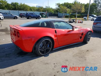 Trzecie zdjęcie samochodu z tyłu: 2010 CHEVROLET CORVETTE ZR-1 VIN:1G1YN2DT6A5800352 - miniatura