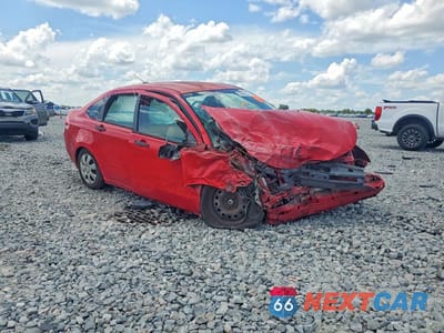Czwarte zdjęcie samochodu z boku: 2008 FORD FOCUS S VIN:1FAHP34N98W195567 - miniatura