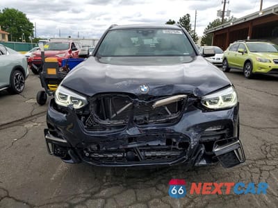 Piąte zdjęcie samochodu w środku: 2018 BMW X3 XDRIVEM40I VIN:5UXTS3C52J0Y96026 - miniatura