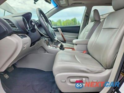 Zdjęcie 7 z 14 samochodu: 2013 TOYOTA HIGHLANDER LIMITED VIN:5TDDK3EH0DS262549 - miniatura