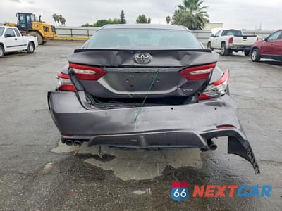 Zdjęcie 6 z 12 samochodu: 2018 TOYOTA CAMRY XSE VIN:4T1B61HK8JU035569 - miniatura