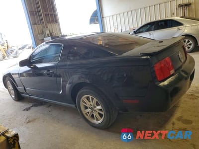 Drugie zdjęcie samochodu z przodu: 2008 FORD MUSTANG VIN:1ZVHT80N885132505 - miniatura