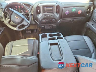 Zdjęcie 8 z 12 samochodu: 2021 CHEVROLET SILVERADO C2500 HEAVY DUTY VIN:1GC5WLE71MF136829 - miniatura