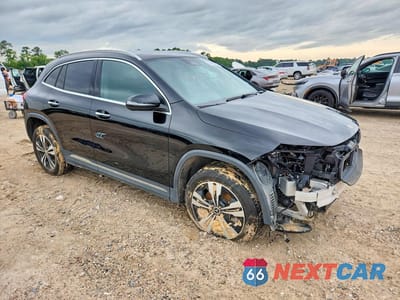 Czwarte zdjęcie samochodu z boku: 2024 MERCEDES-BENZ GLA 250 VIN:W1N4N4GB7RJ617400 - miniatura