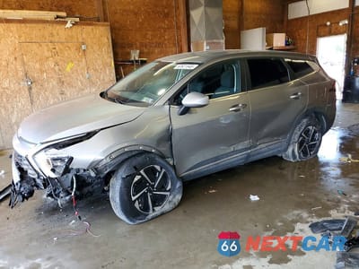 2023 KIA SPORTAGE LX KNDPUCAG1P7052075 - główne zdjęcie licytacji z USA - miniatura