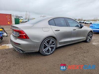 Trzecie zdjęcie samochodu z tyłu: 2019 VOLVO S60 T6 R-DESIGN VIN:7JRA22TM6KG004283 - miniatura