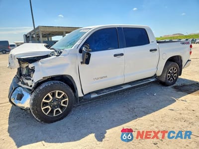 2017 TOYOTA TUNDRA SR5 5TFDW5F10HX659860 - główne zdjęcie licytacji z USA - miniatura