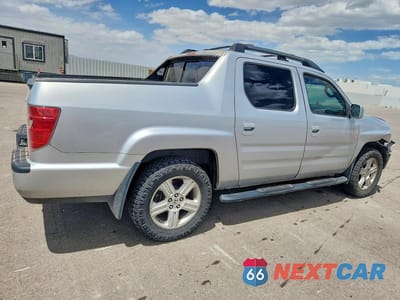 Trzecie zdjęcie samochodu z tyłu: 2011 HONDA RIDGELINE RTL VIN:5FPYK1F59BB004095 - miniatura