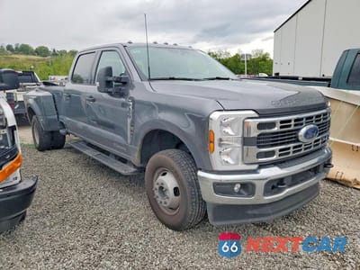 Czwarte zdjęcie samochodu z boku: 2026 FORD F350 SUPER DUTY VIN:1FT8W3DT6TEC23495 - miniatura