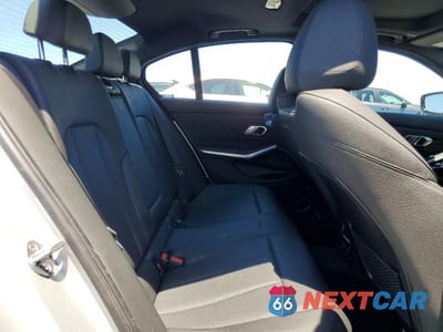 Zdjęcie 10 z 13 samochodu: 2019 BMW 330I VIN:WBA5R1C55KFH10052 - miniatura