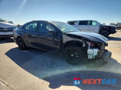 Czwarte zdjęcie samochodu z boku: 2025 TOYOTA CAMRY SE VIN:4T1DAACK0SU507389 - miniatura