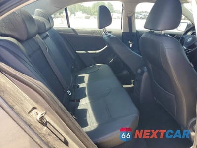 Zdjęcie 10 z 13 samochodu: 2012 VOLKSWAGEN JETTA SE VIN:3VWDX7AJ0CM403410 - miniatura