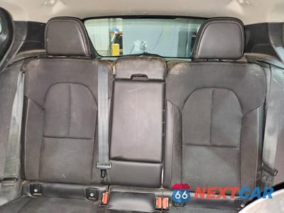 Zdjęcie 10 z 14 samochodu: 2020 VOLVO XC40 T5 MOMENTUM VIN:YV4162UK1L2288336 - miniatura