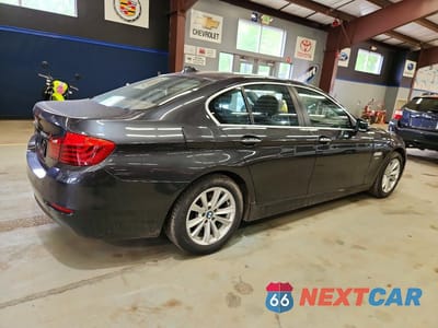 Trzecie zdjęcie samochodu z tyłu: 2015 BMW 528 XI VIN:WBA5A7C56FD626301 - miniatura