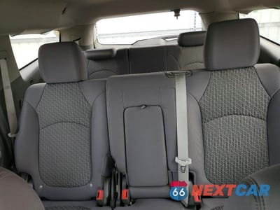 Zdjęcie 10 z 13 samochodu: 2011 CHEVROLET TRAVERSE LS VIN:1GNKRFED0BJ386162 - miniatura