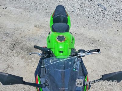 Piąte zdjęcie samochodu w środku: 2024 KAWASAKI EX650 P VIN:ML5EXEP14RDAB9792 - miniatura