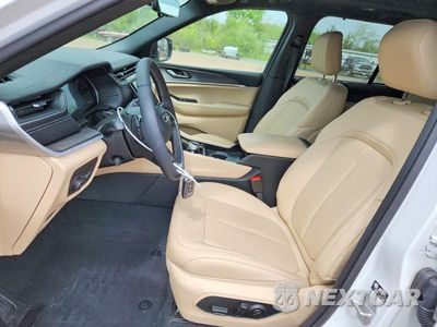 Zdjęcie 7 z 13 samochodu: 2025 JEEP GRAND CHEROKEE LIMITED VIN:1C4RJHBG2SC326624 - miniatura