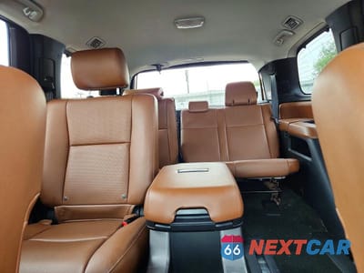 Zdjęcie 10 z 13 samochodu: 2016 TOYOTA SEQUOIA PLATINUM VIN:5TDDW5G10GS135255 - miniatura