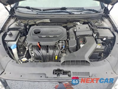 Zdjęcie 11 z 12 samochodu: 2018 HYUNDAI SONATA SE VIN:5NPE24AF5JH626450 - miniatura