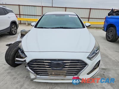 Piąte zdjęcie samochodu w środku: 2018 HYUNDAI SONATA SEL VIN:5NPE34AF0JH641855 - miniatura