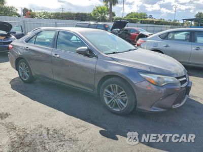 Czwarte zdjęcie samochodu z boku: 2017 TOYOTA CAMRY SE VIN:4T1BF1FK4HU306950 - miniatura
