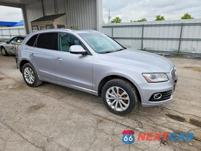 Czwarte zdjęcie samochodu z boku: 2015 AUDI Q5 PREMIUM PLUS VIN:WA1LFAFP1FA061876 - miniatura