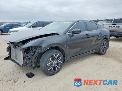 2026 TOYOTA CROWN XLE JTDAAAAF2T3043901 - główne zdjęcie licytacji z USA - miniatura