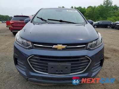 Piąte zdjęcie samochodu w środku: 2019 CHEVROLET TRAX LS VIN:3GNCJKSB8KL193760 - miniatura
