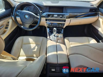 Zdjęcie 8 z 12 samochodu: 2011 BMW 528 I VIN:WBAFR1C54BC738489 - miniatura