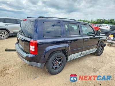 Trzecie zdjęcie samochodu z tyłu: 2011 JEEP PATRIOT VIN:1J4NT1GA7BD175286 - miniatura