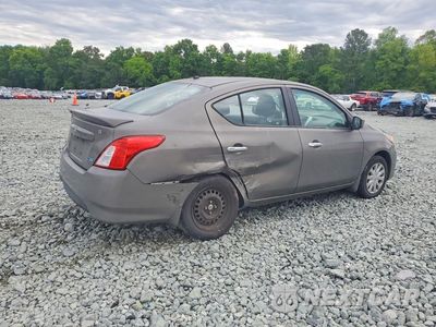 Trzecie zdjęcie samochodu z tyłu: 2015 NISSAN VERSA 1.6 SV VIN:3N1CN7APXFL845732 - miniatura