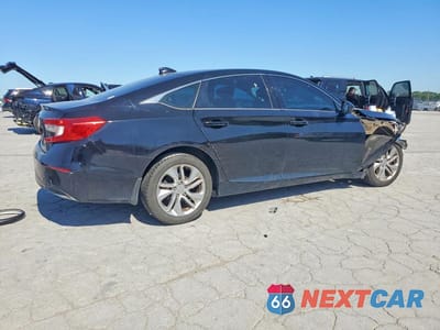 Trzecie zdjęcie samochodu z tyłu: 2019 HONDA ACCORD LX VIN:1HGCV1F12KA158391 - miniatura