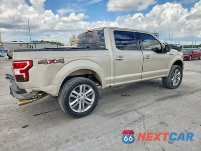 Trzecie zdjęcie samochodu z tyłu: 2018 FORD F150 SUPERCREW VIN:1FTEW1E52JKF70067 - miniatura