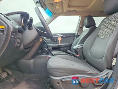Zdjęcie 7 z 12 samochodu: 2011 KIA SOUL + VIN:KNDJT2A23B7327493 - miniatura
