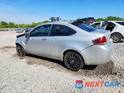 Drugie zdjęcie samochodu z przodu: 2009 FORD FOCUS SES VIN:1FAHP33N89W134262 - miniatura