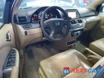 Zdjęcie 8 z 13 samochodu: 2005 HONDA ODYSSEY EXL VIN:5FNRL38705B136848 - miniatura