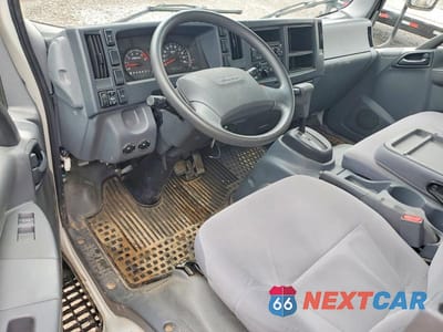 Zdjęcie 8 z 13 samochodu: 2021 ISUZU NPR HD BOX TRUCK VIN:54DC4W1D5MS203588 - miniatura