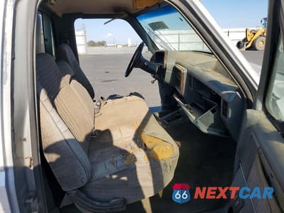 Zdjęcie 10 z 12 samochodu: 1989 FORD F150 VIN:1FTDF15Y8KPB23561 - miniatura